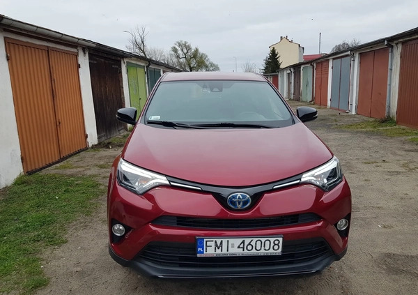 Toyota RAV4 cena 85400 przebieg: 145000, rok produkcji 2017 z Skwierzyna małe 46